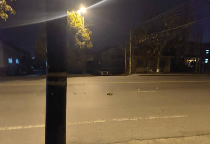 地点福来满超市隔壁（向东走20